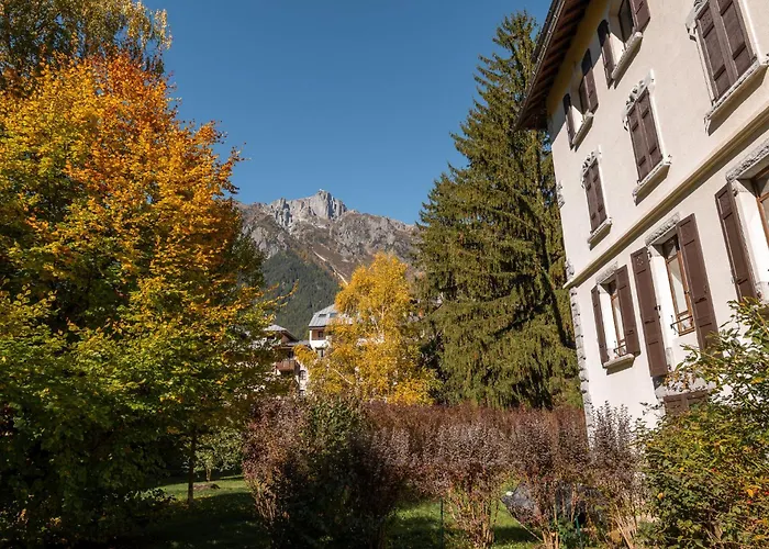 Apartamento Apartment La Roseraie, Alpes Agency, Central Chamonix, Sleeps 2-3 *